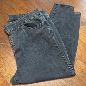 Woman’s EVRI Jegging 👖 sz 24W